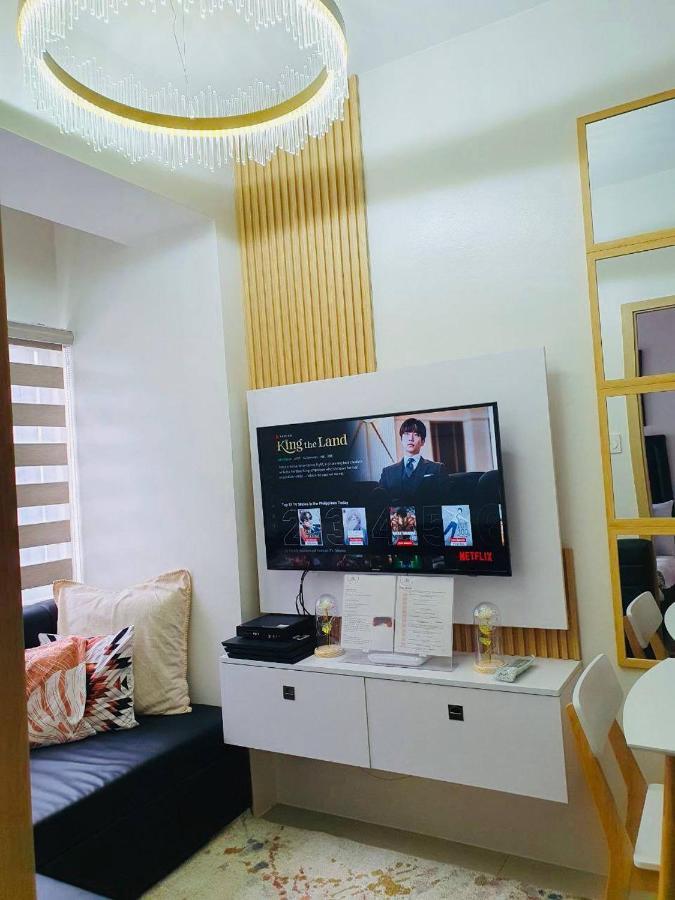 2 Bedroom Condo Vine Residences Quezon City With Pool Wifi Karaoke Board Games Netflix Exterior photo